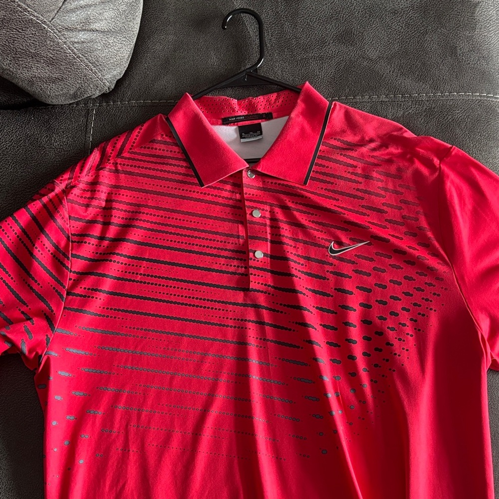 Nike Men's Dynamic Red Polo Shirt